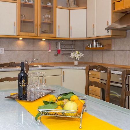 Apartment Ivo Подстрана Екстериор снимка