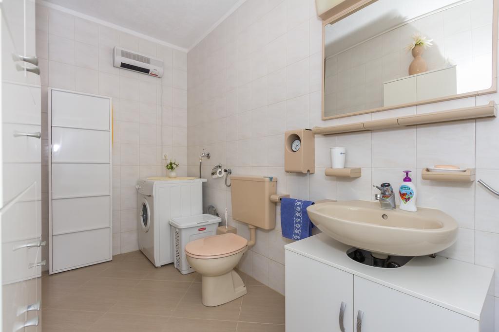 Apartment Ivo Подстрана Екстериор снимка