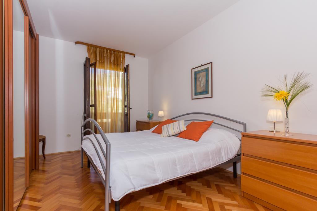 Apartment Ivo Подстрана Екстериор снимка